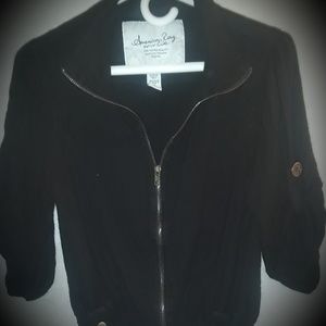 Cropped, 3/4 Arm Length Lightweight Jacket